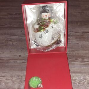 QVC Home Reflections Ceramic SNOWMAN Luminary with Flameless Candle in Gift Box 